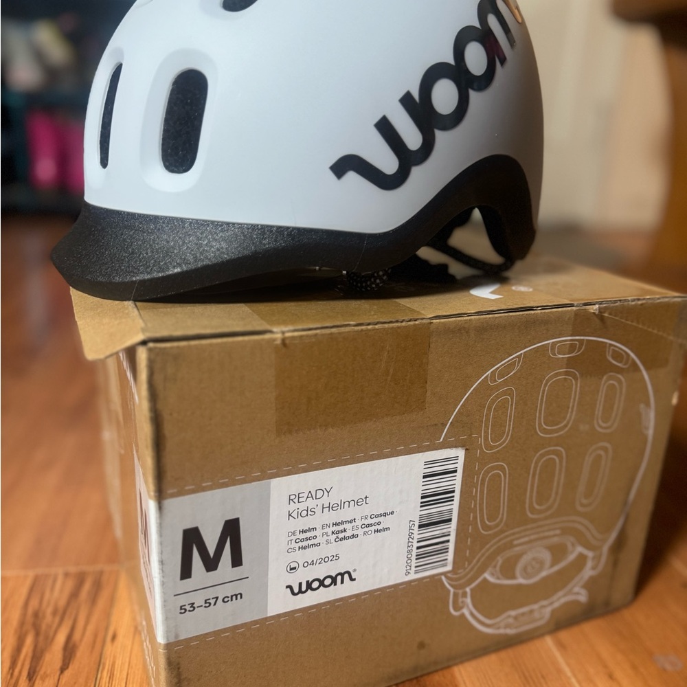 NWT Woom Ready Kids' Helmet - Medium Black and White